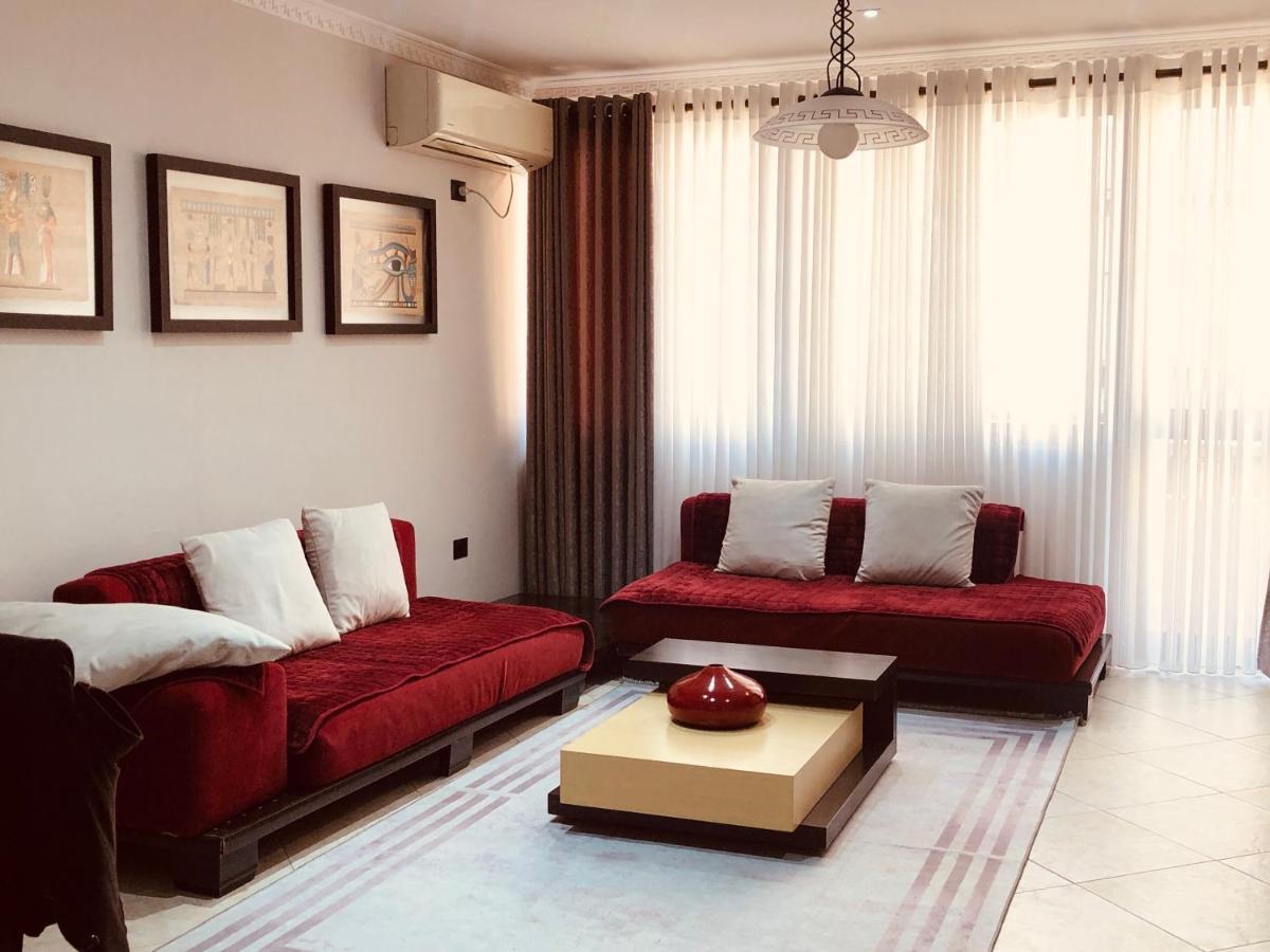 Laureta Central Apartment Tirana Exterior foto